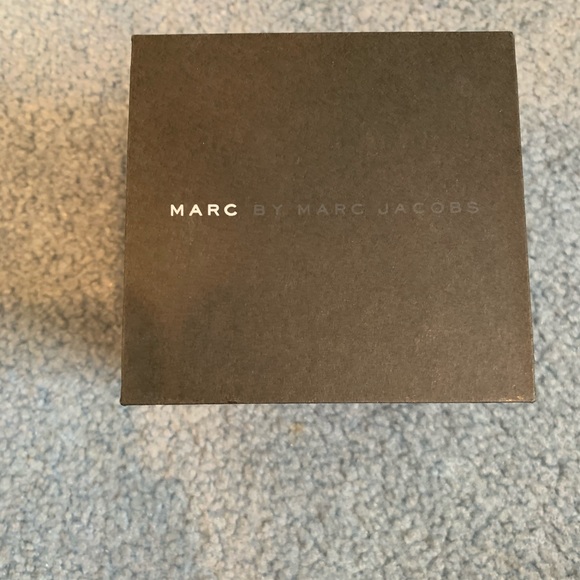 Marc by Marc Jacobs Watch - Picture 4 of 4